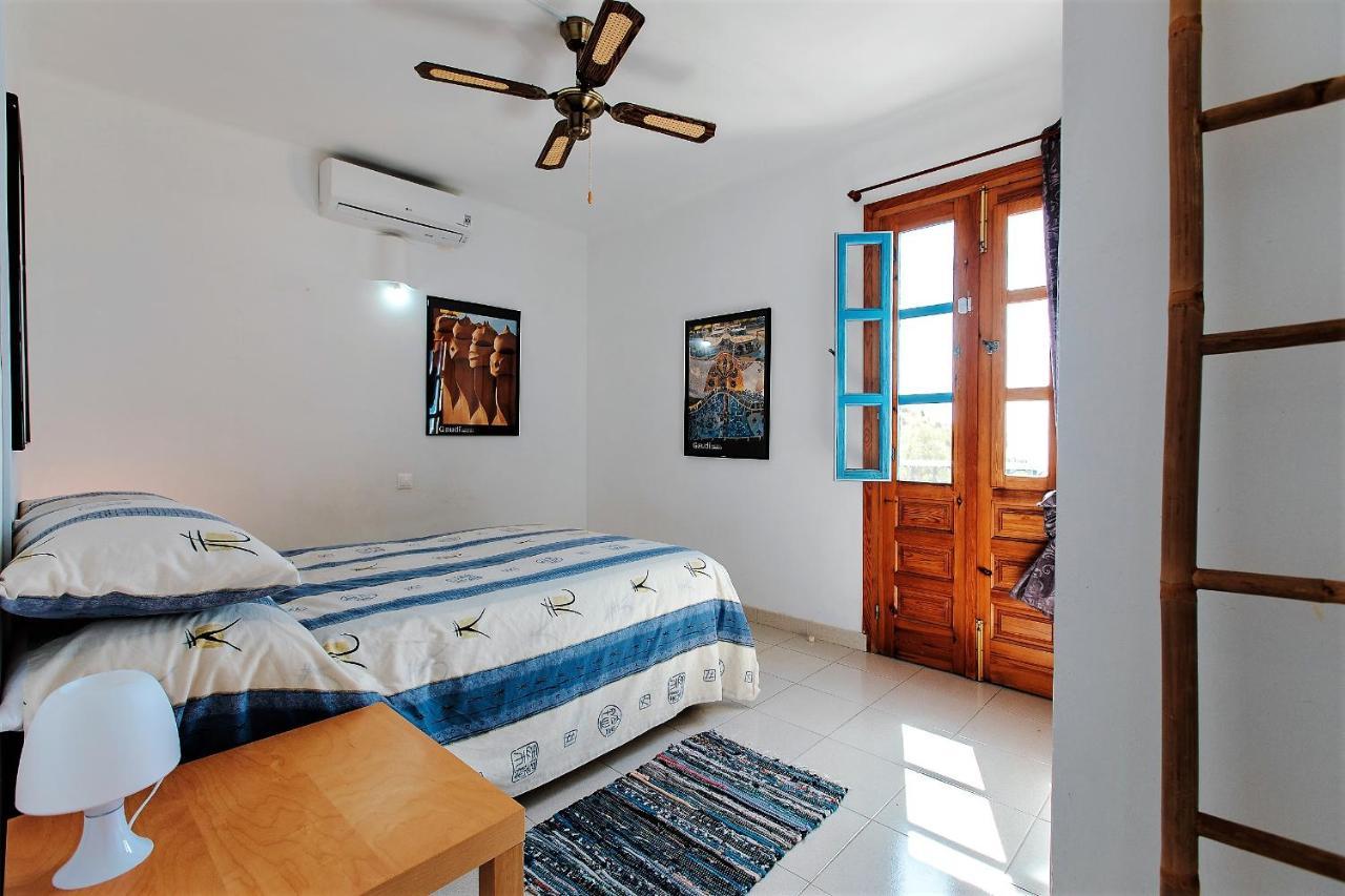 فيلا House With Terrace, Amazing Views And Private Shared Pool موخاكار المظهر الخارجي الصورة